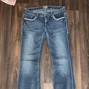 Daytrip Leo bootcut jeans
